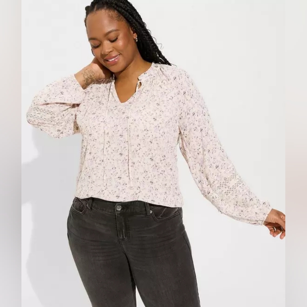 Torrid Cream Floral Blouse - Size 2